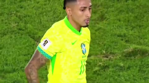 Raphinha was taken and fooled by Argentina.