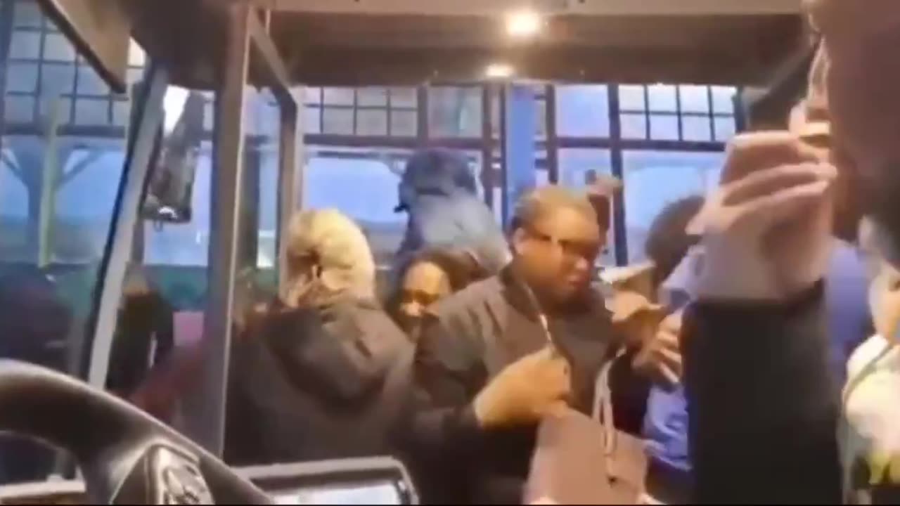 Portugal has been so invaded by illegals . this is the current state of society