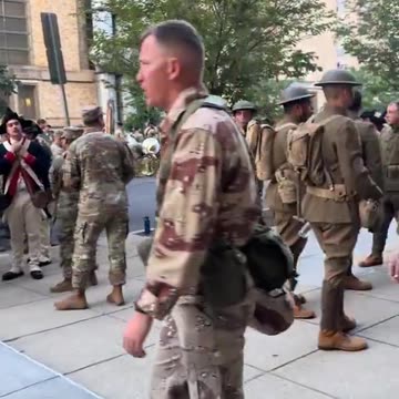 AMERICA MILITARY 250TH ANNIVERSARY ARMY - PREPARING FOR PARADE - TOO COOL!