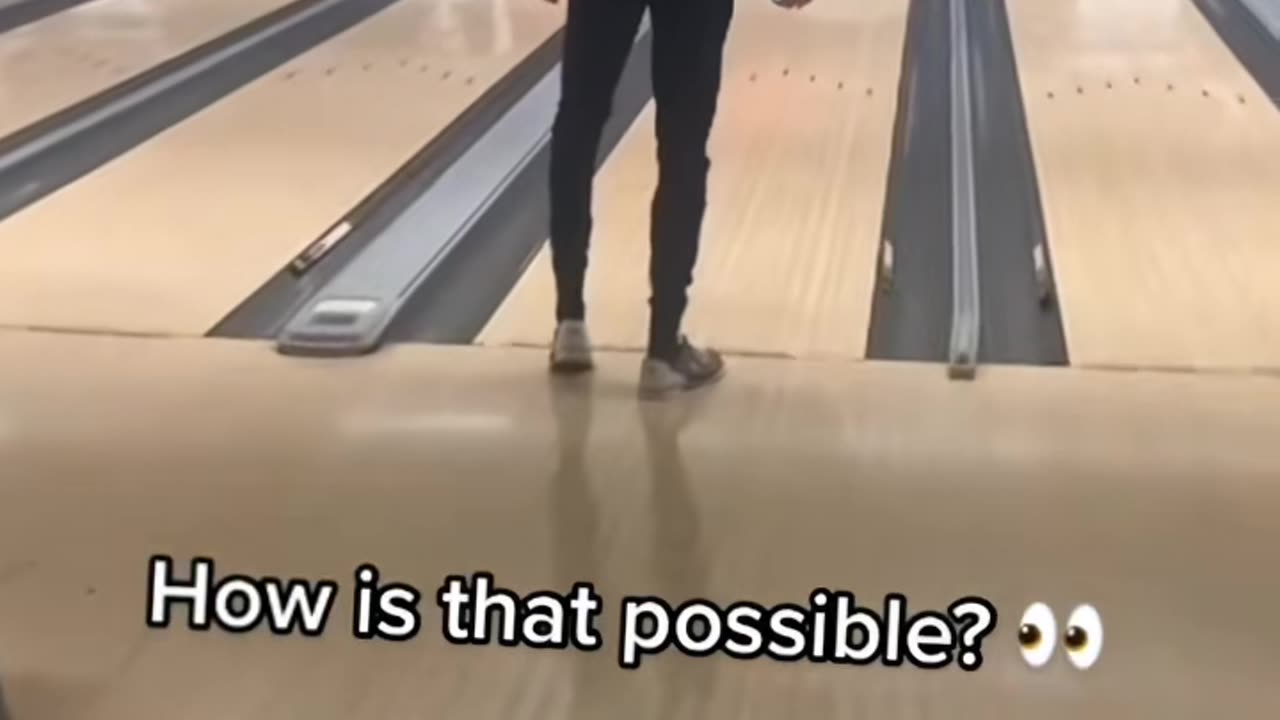 First time bowling 😅😅😅 #scarecam #prank #funny #scareprank