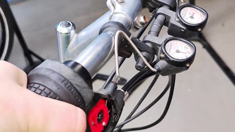 Cool tachometer for a bicycle shifter