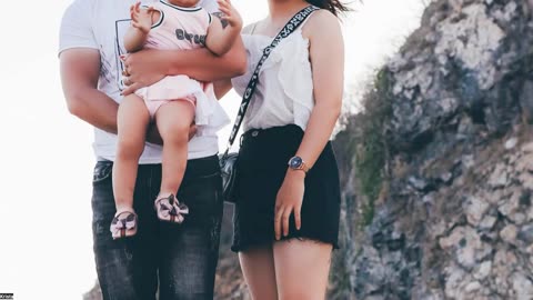 Color Signaling, Stars & Days of the Week