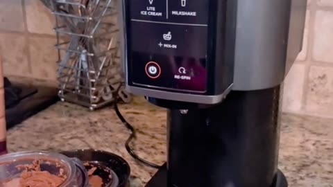 Ninja CREAMi NC301 – Make Ice Cream, Gelato & Milkshakes at Home Like a Pro! 🍨✨