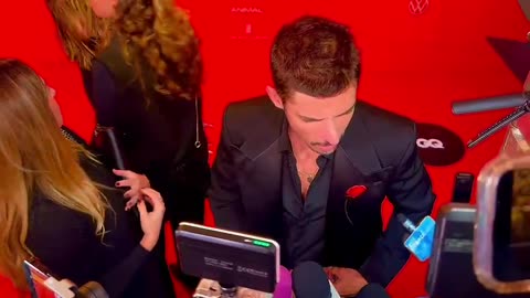 🏆ALBERTO GUERRA: HOMBRE DEL AÑO GQ 💥 Habla de su éxito en Netflix y su matrimonio sólido | EXCLUSIVA