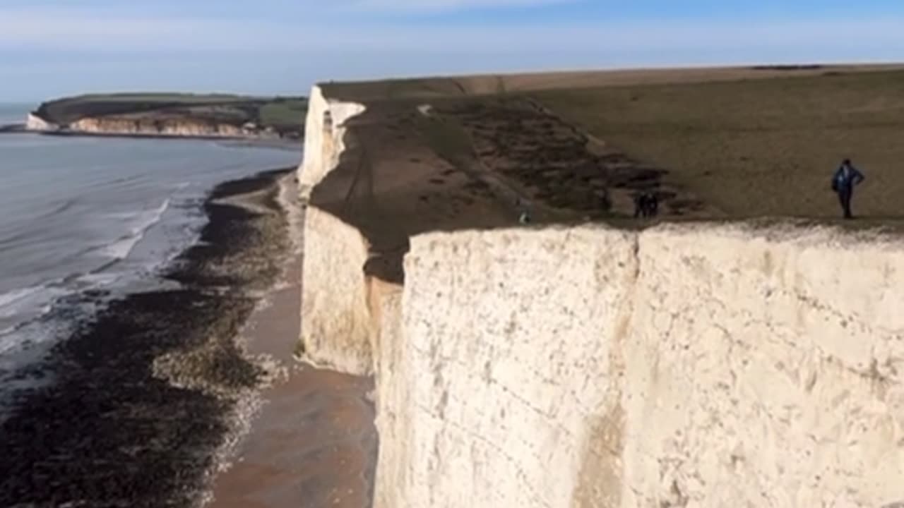 Seven Sisters 22KM Hike