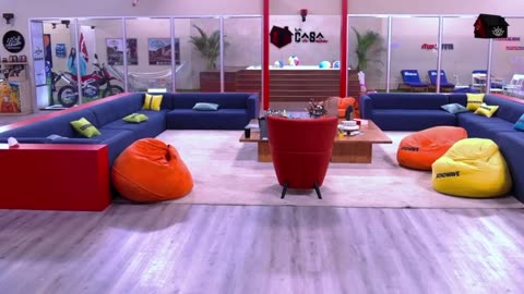 Sacan a todos de la Casa de Alofoke