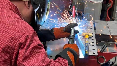 Every WORKBENCH needs these. DIY.. NOT... or DIWhy? The Tool Swing