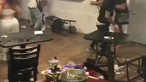 Why Dey Be Messican Food Fightin?
