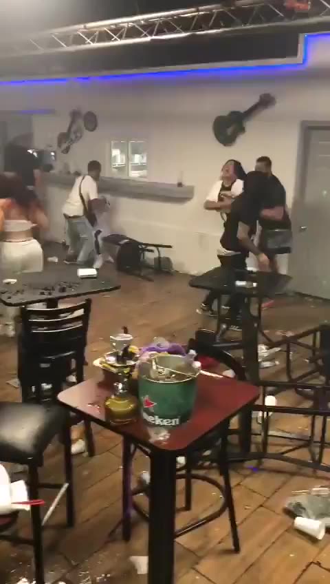 Why Dey Be Messican Food Fightin?