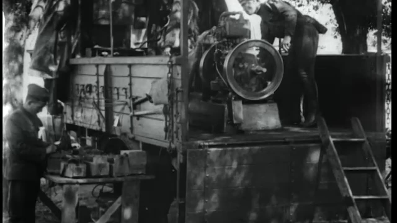 [STOCK NEWSREEL EXCERPTS] - [STOCK NEWSREEL EXCERPTS] - cbs-cbswwi-358