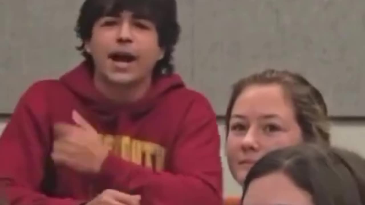 Controversy in University Classroom After Student Justifies Political Assassinations