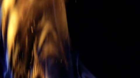 How lighter work in macro and slow motion