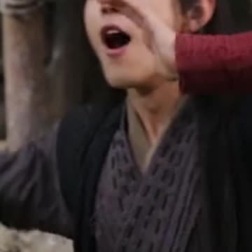 Cute Wei Wuxian Alert! The Set Turns into His Playground 😂