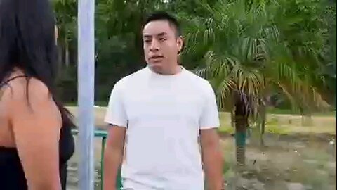 Se metió a un río a bañarse sin imaginar que encon19