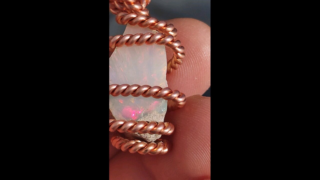 Waves of Regulus Amulet