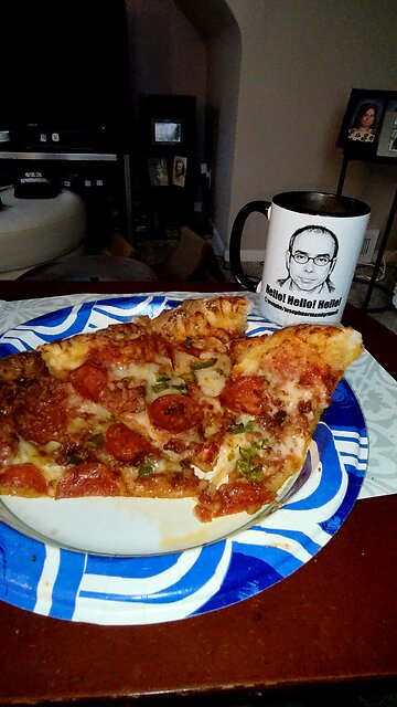 Meal, Happy's Pizza, Cherry Hill Rd, Dbn Hgts, MI, 2/9/26