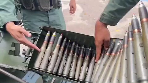 💣 Venezuela flexes air defense muscle amid US tensions