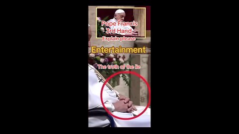Pope Francis 3 hands