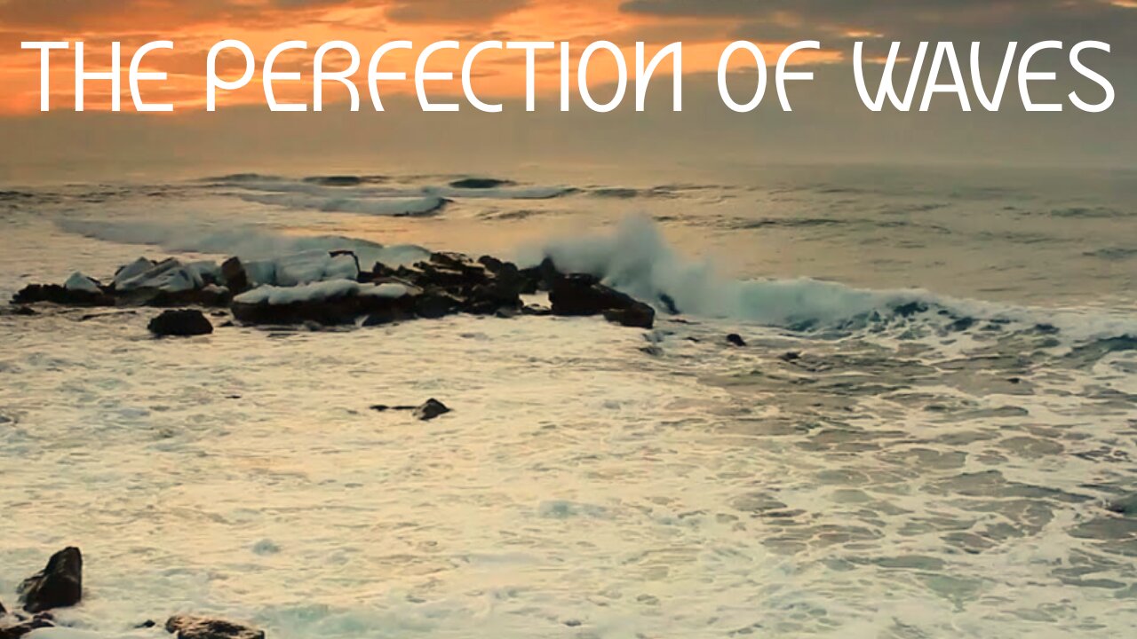 The sea and its perfect waves