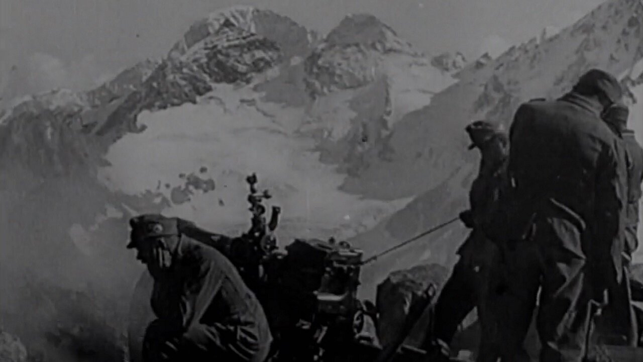 Gebirgsjäger clash with Soviet forces in the Caucasus Mountains in 1942