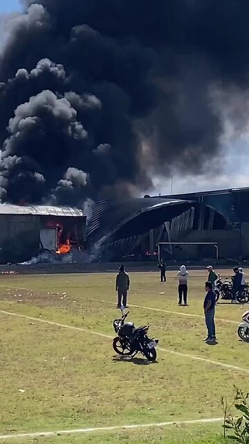 Shocking Footage: Private Jet Crashes into Industrial Building in Mexico – All 10 On Board Killed