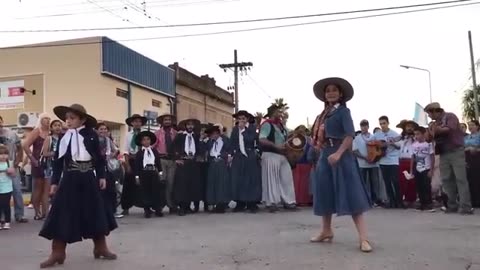 Chile Traditional Dance - Reloaded from Labordo