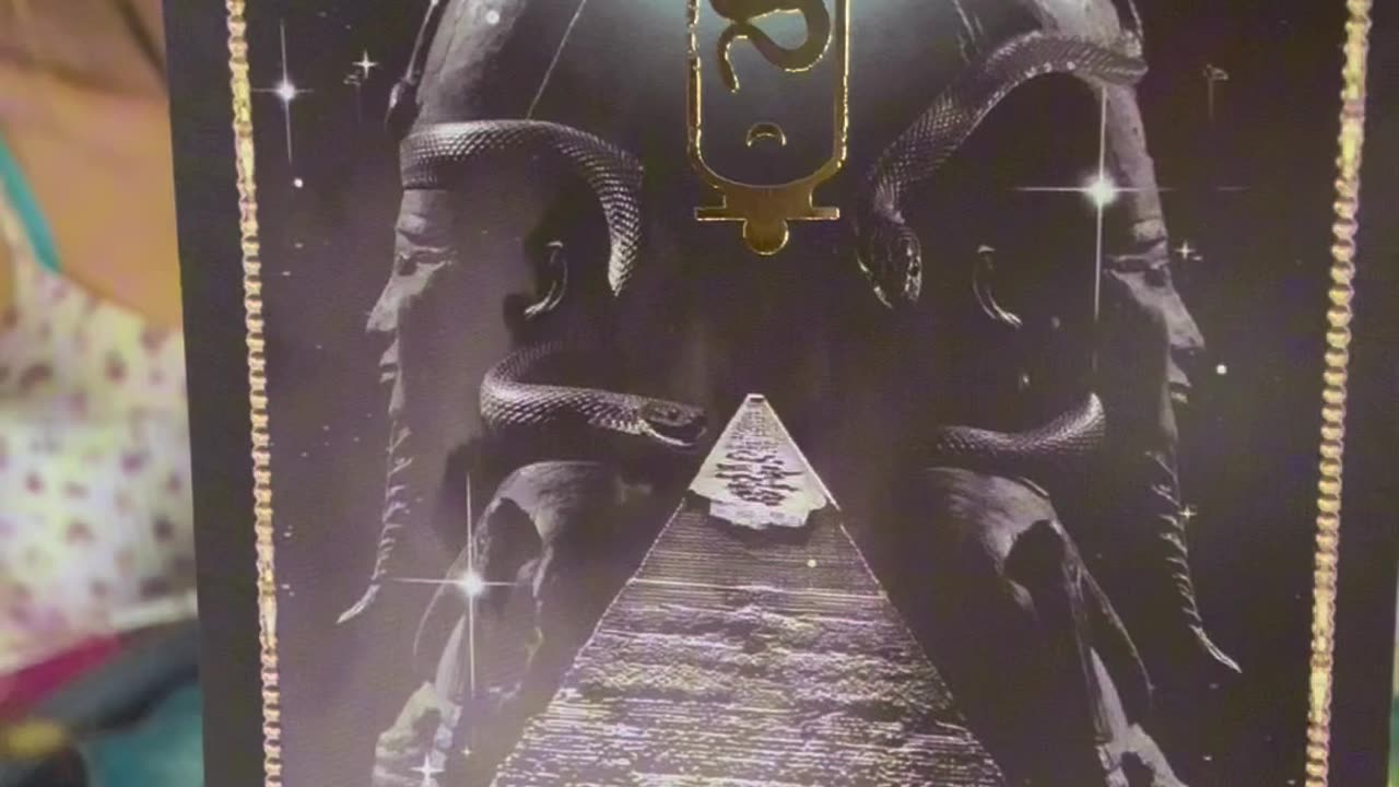 📜A QUICK FLIP THRU OF THE EMERALD PAPYRUS TAROT🖤BY: YANA SAINT LEVIE-LEVIETATE CO. PUBLISHING🪬
