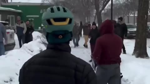 Mexican Restaurant Calls Antifa Mob To Attack Customer