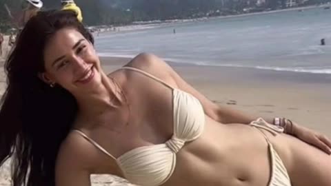 Disha Patanin in bikini