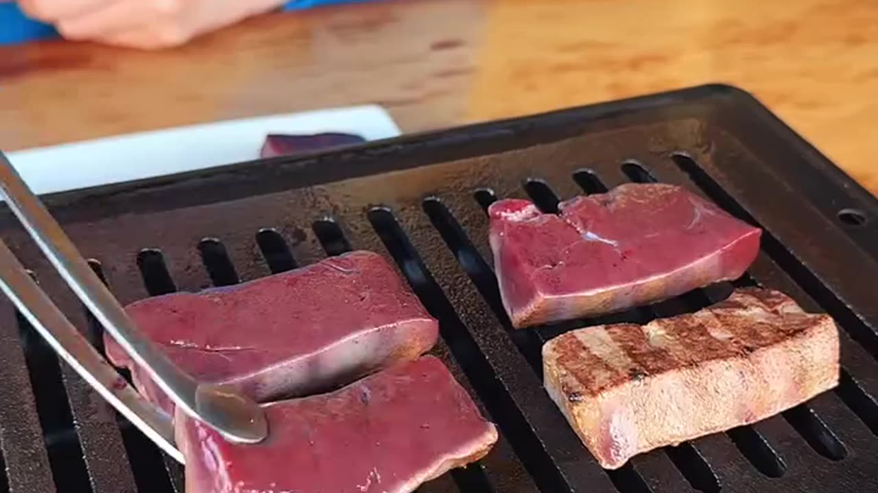 ASRM EATING TIME... #asmrvideo #foryourpage #eatingasmr #khabervideo #100kfollower
