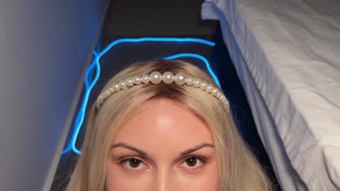 ASMR Hypnotic Eye Contact Close Up & Sensual Mouth Sounds Triggers