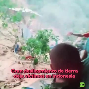 Deslizamiento en Indonesia causa devastación y víctimas