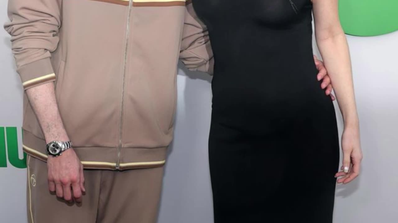 Elsie Hewitt Baby News with Pete Davidson | Eddie Murphy & Keke Palmer Parenting Tips