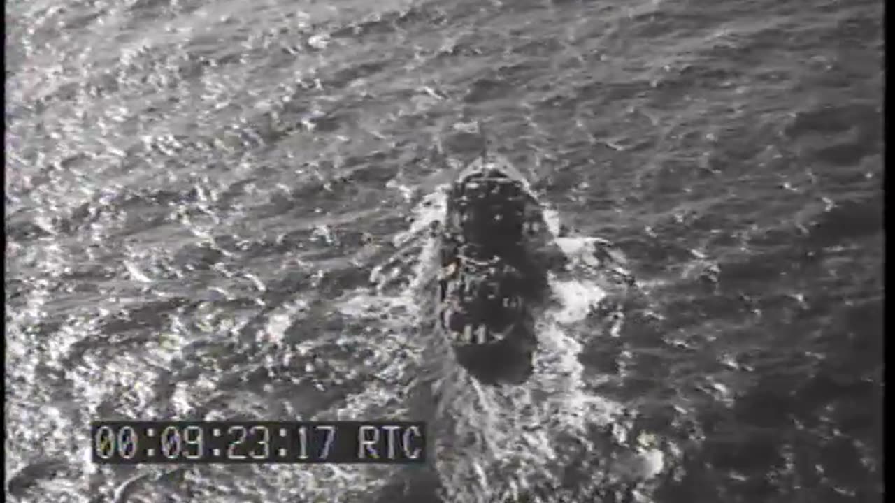 BLIMP PATROL OVER C... - BLIMP PATROL OVER CONVOY, DROP DEPTH CHARGES ON SUSPECTED SU - 428-npc-1832