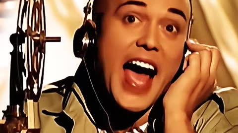 Remember the colorful candylike 1990s Aqua opens its mouth and the melody directly brings people