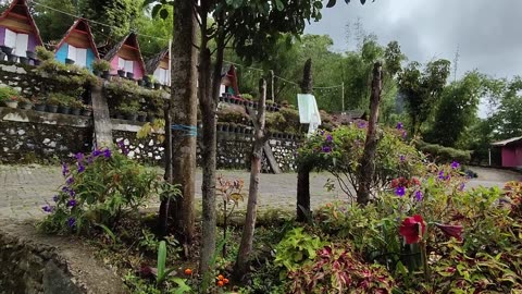 Reaching the Mountain Peak on a Bright Day – A Breathtaking Journey Above the Clouds
