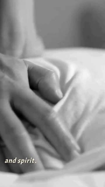 Nourish Your Spirit: The Compass & Chakra Wellness Journey.