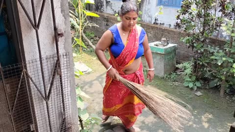 Watch me juggle household chores and a quick football break!