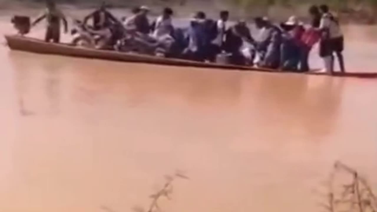 WE'VE ALL HEARD ABOUT THE TITANIC 🛳💩 BUT HOW ABOUT THE POOTANIC⁉️