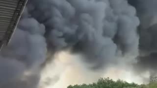 🔥👀 Rostov. The fire occurred in a warehouse with household appliances.