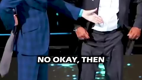 😱🤯The World's Best Pickpocket Steals Steve Harvey's Tie