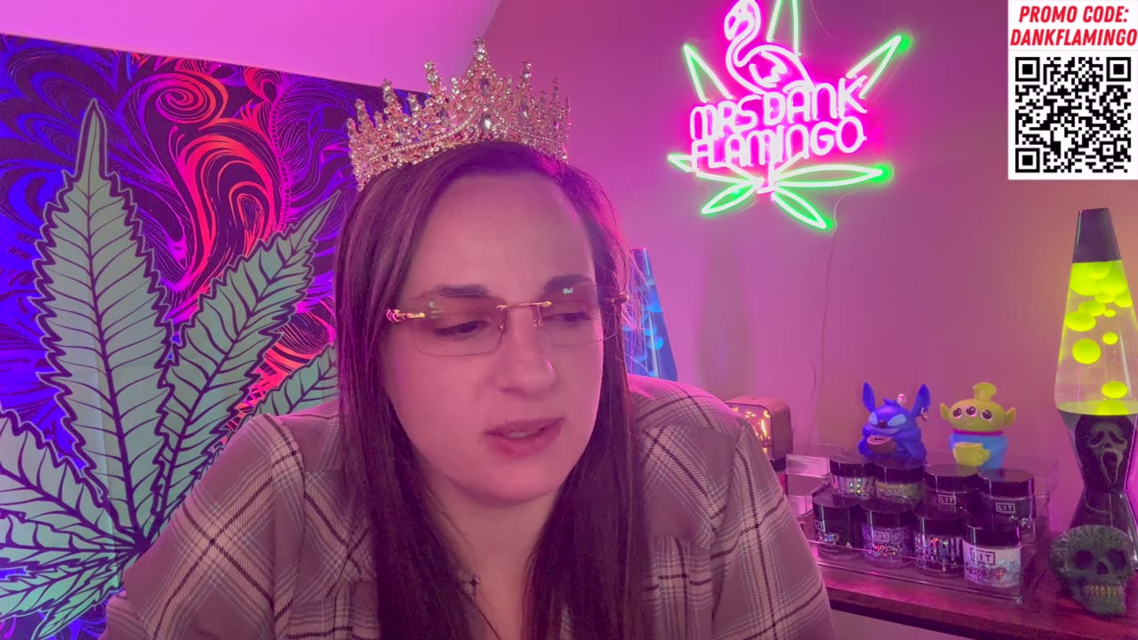 Bulk Wholesale $170.00 QP of Luna from THCA Small Buds with Mrs Dank Flamingo!!