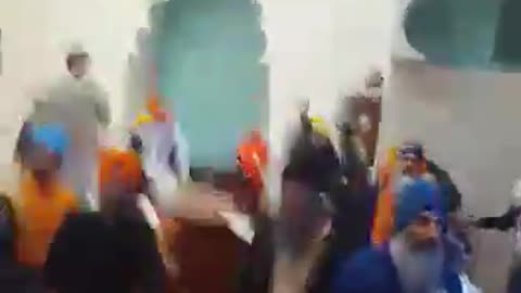 Mirrored: USA Sikh Fight in Turlock Gurdwara, California
