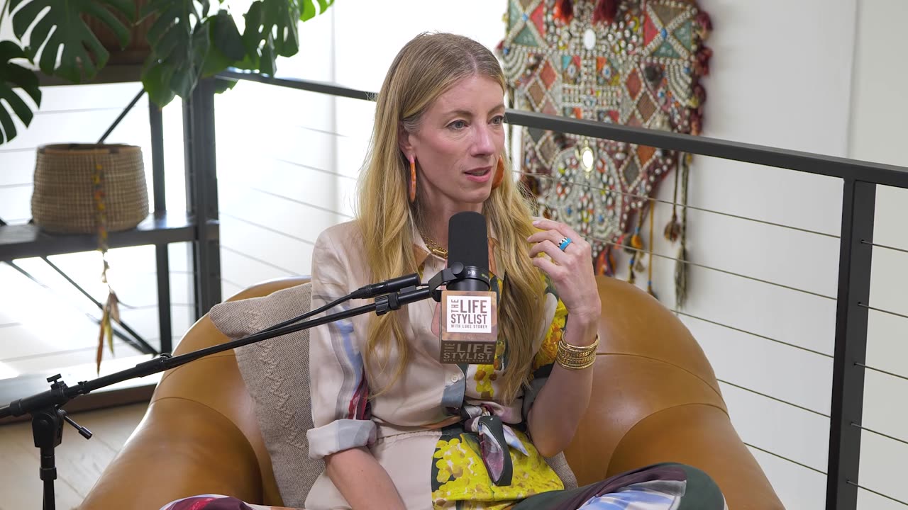 596. Sober Curious? Mushroom + Herbal Cocktails That Bring the Buzz Without the Booze w/ Megan Klein