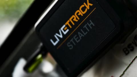 LiveTrack GPS Tracker 📍🚗 Real-Time Security