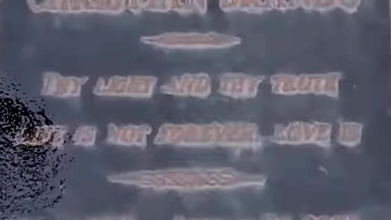 FAMOUS GRAVES - VOL. 166: CHRISTIAN BRANDO