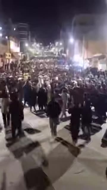 Massive anti-government protest in Western Iran