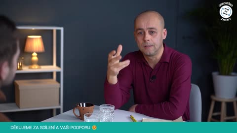 Chtějí z nás mít poslušné dělníky a vojáky I Tomáš Hajzler