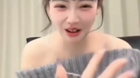 423