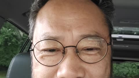 머리부터 발끝까지 많은 닮은 꼴의 미국과 한국: 이미 건넌 강일뿐이며 이젠 돌이킬 수도 돌아아갈 수도 없다.